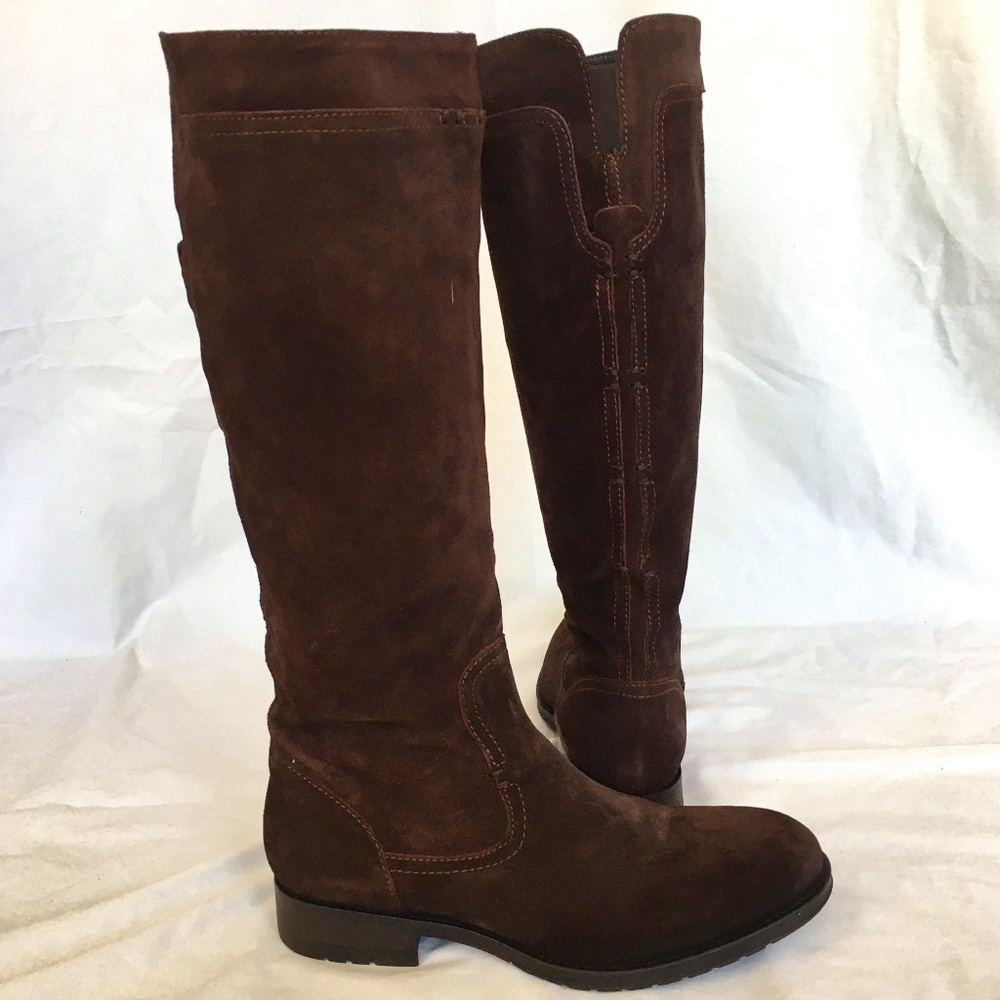 Vera Wang Lavender Jella brown suede boot size 8